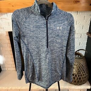 Under Armour Women’s Light-Weight 1/4 Zip Pull Over